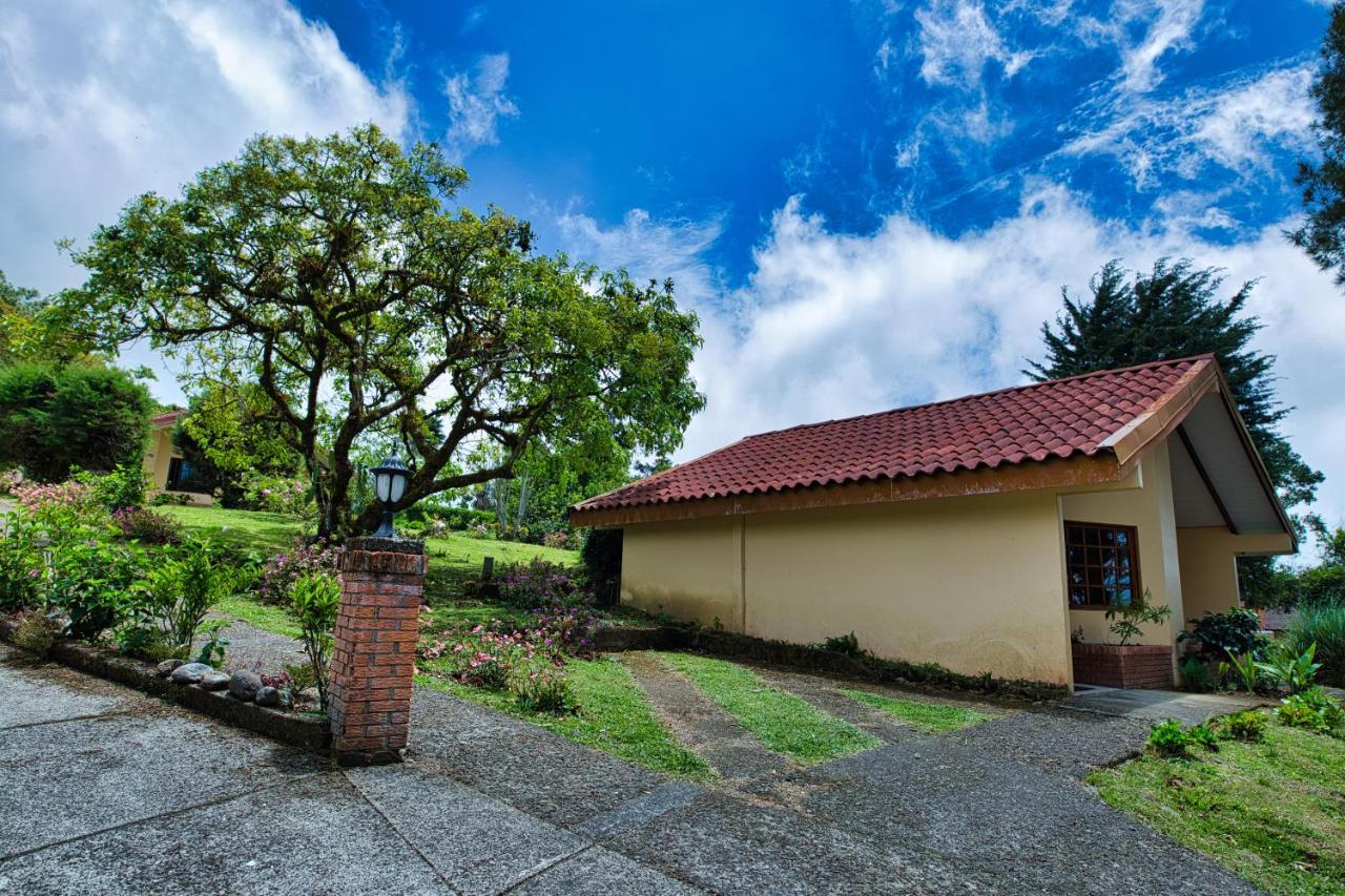 Hotel Villa Zurqui San Isidro  Buitenkant foto