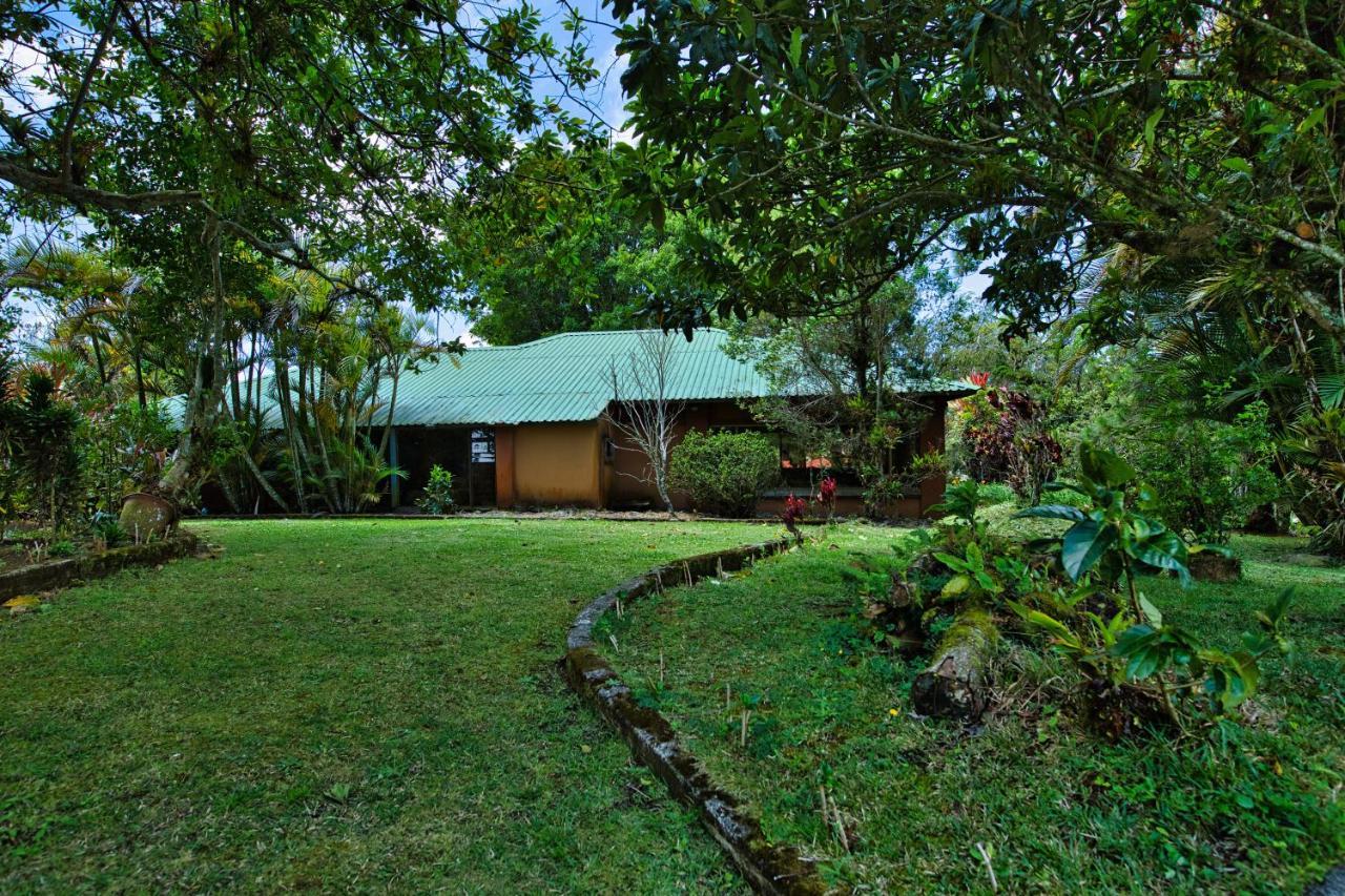 Hotel Villa Zurqui San Isidro  Buitenkant foto