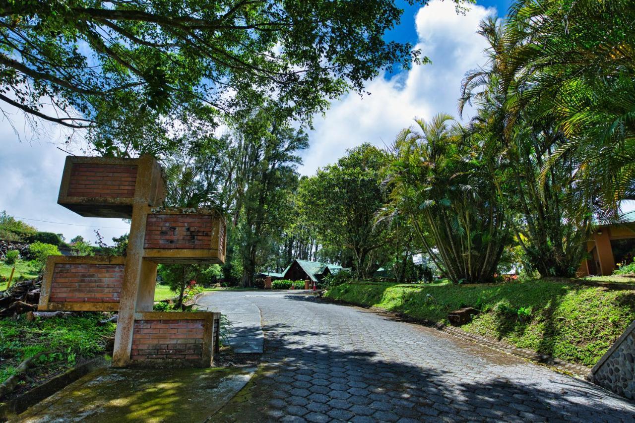 Hotel Villa Zurqui San Isidro  Buitenkant foto