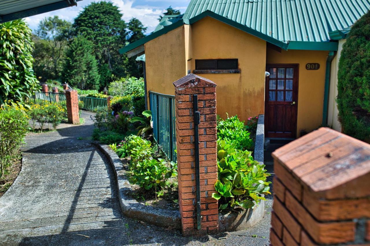 Hotel Villa Zurqui San Isidro  Buitenkant foto