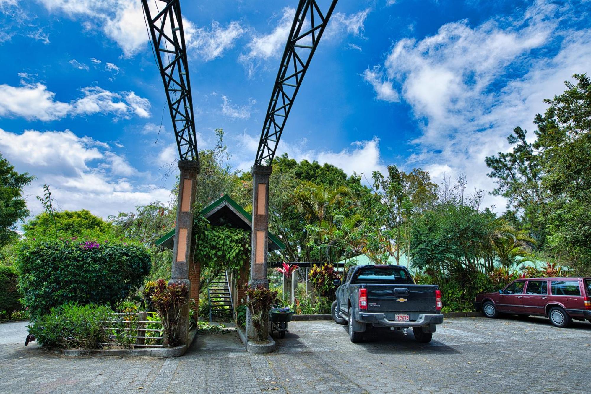 Hotel Villa Zurqui San Isidro  Buitenkant foto