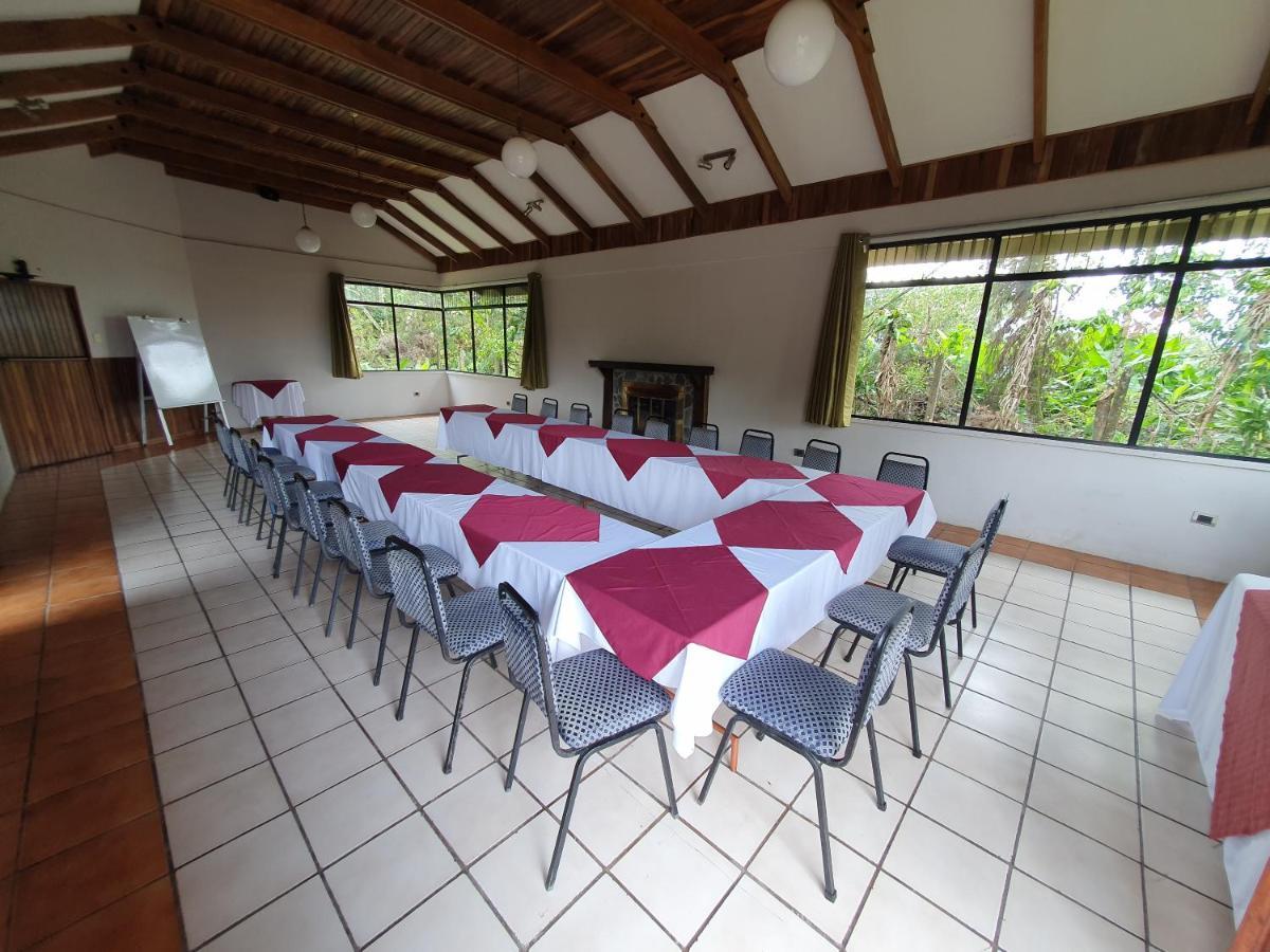 Hotel Villa Zurqui San Isidro  Buitenkant foto