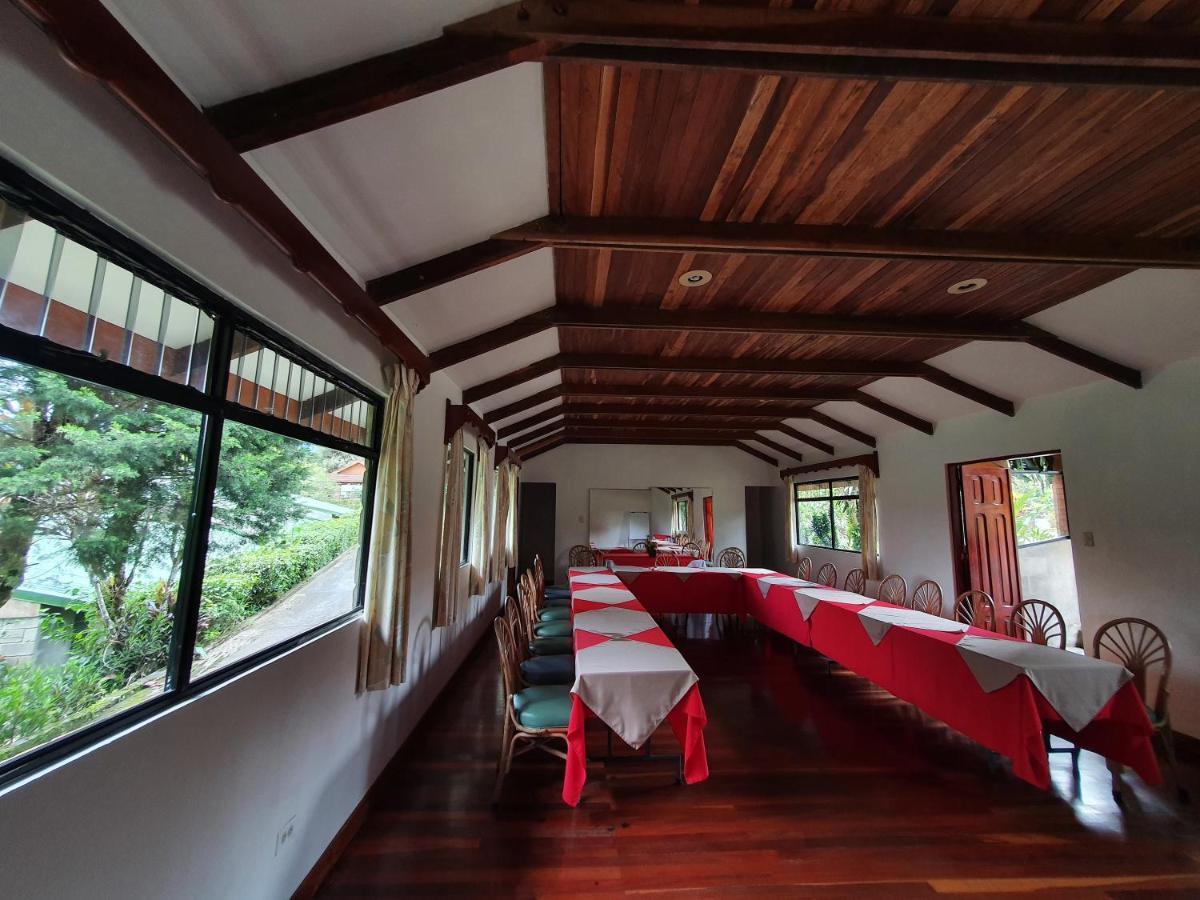 Hotel Villa Zurqui San Isidro  Buitenkant foto