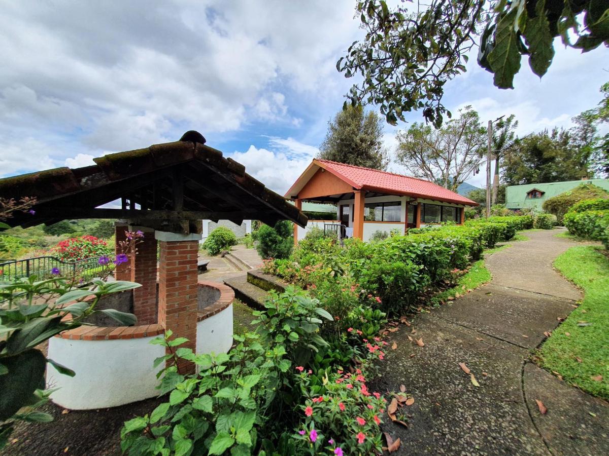 Hotel Villa Zurqui San Isidro  Buitenkant foto