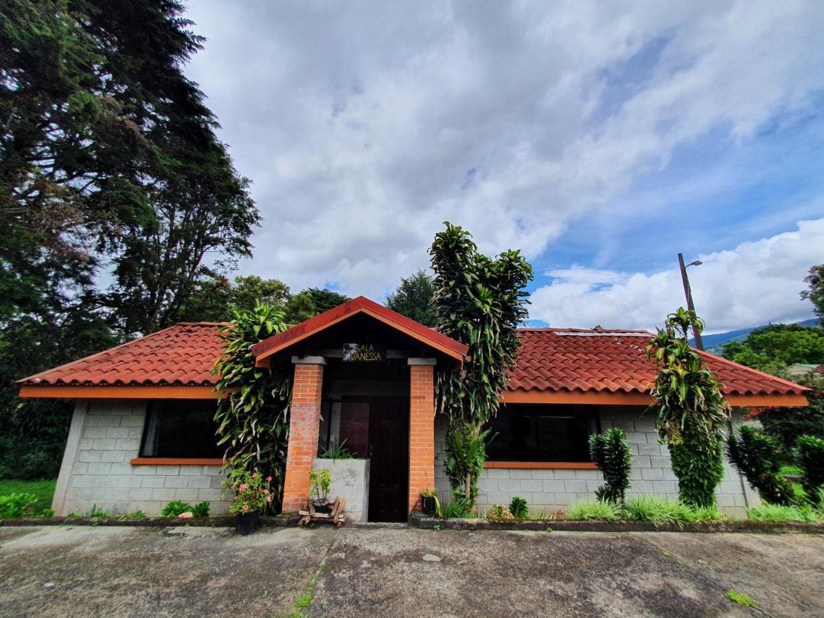 Hotel Villa Zurqui San Isidro  Buitenkant foto