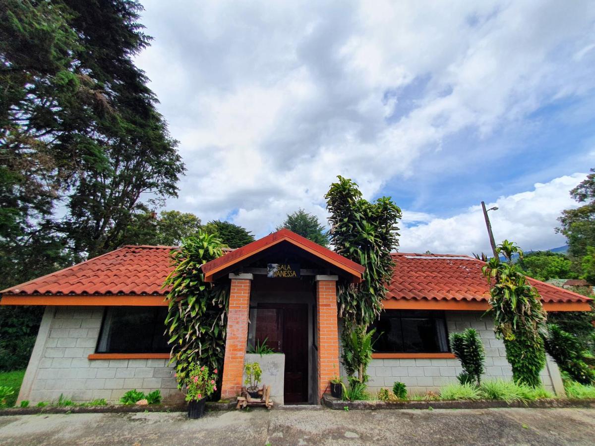 Hotel Villa Zurqui San Isidro  Buitenkant foto